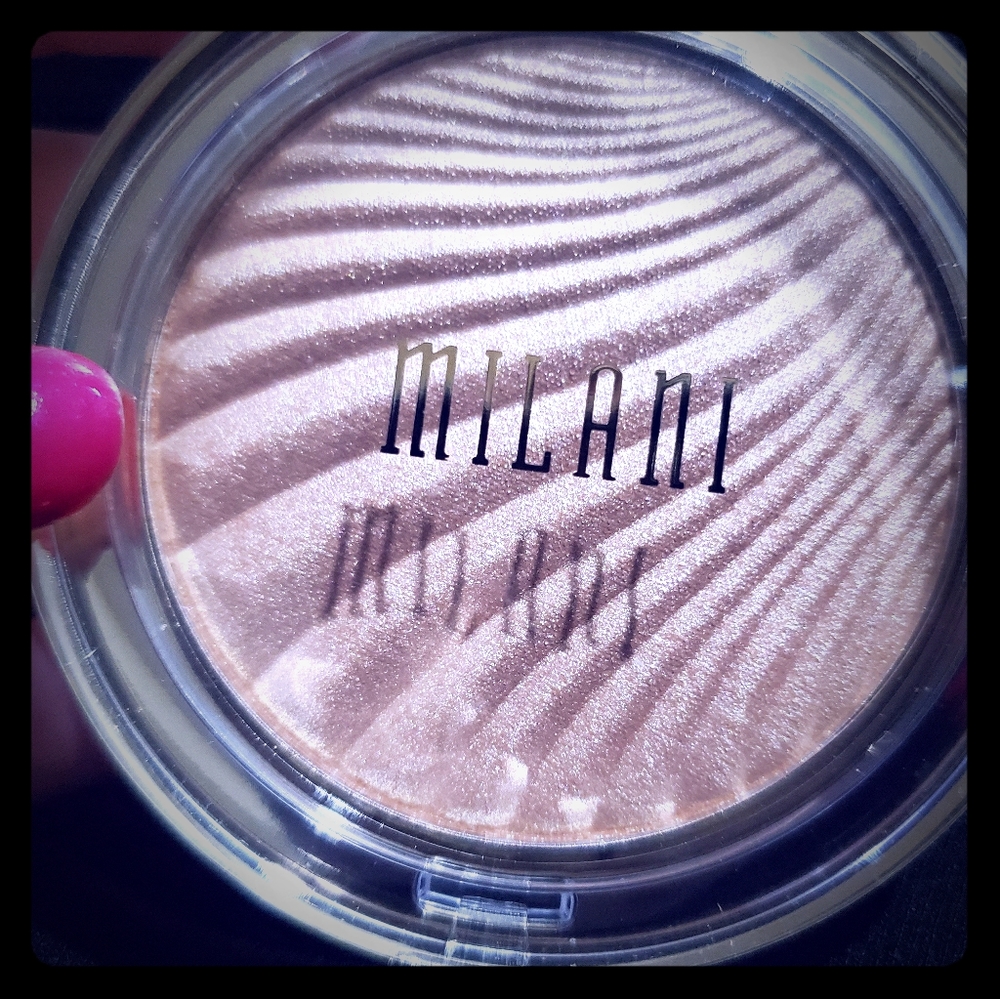 Milani bronzer